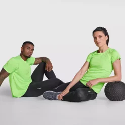 T-shirt personnalisable adapté à la communication d’équipe ou d’entreprise