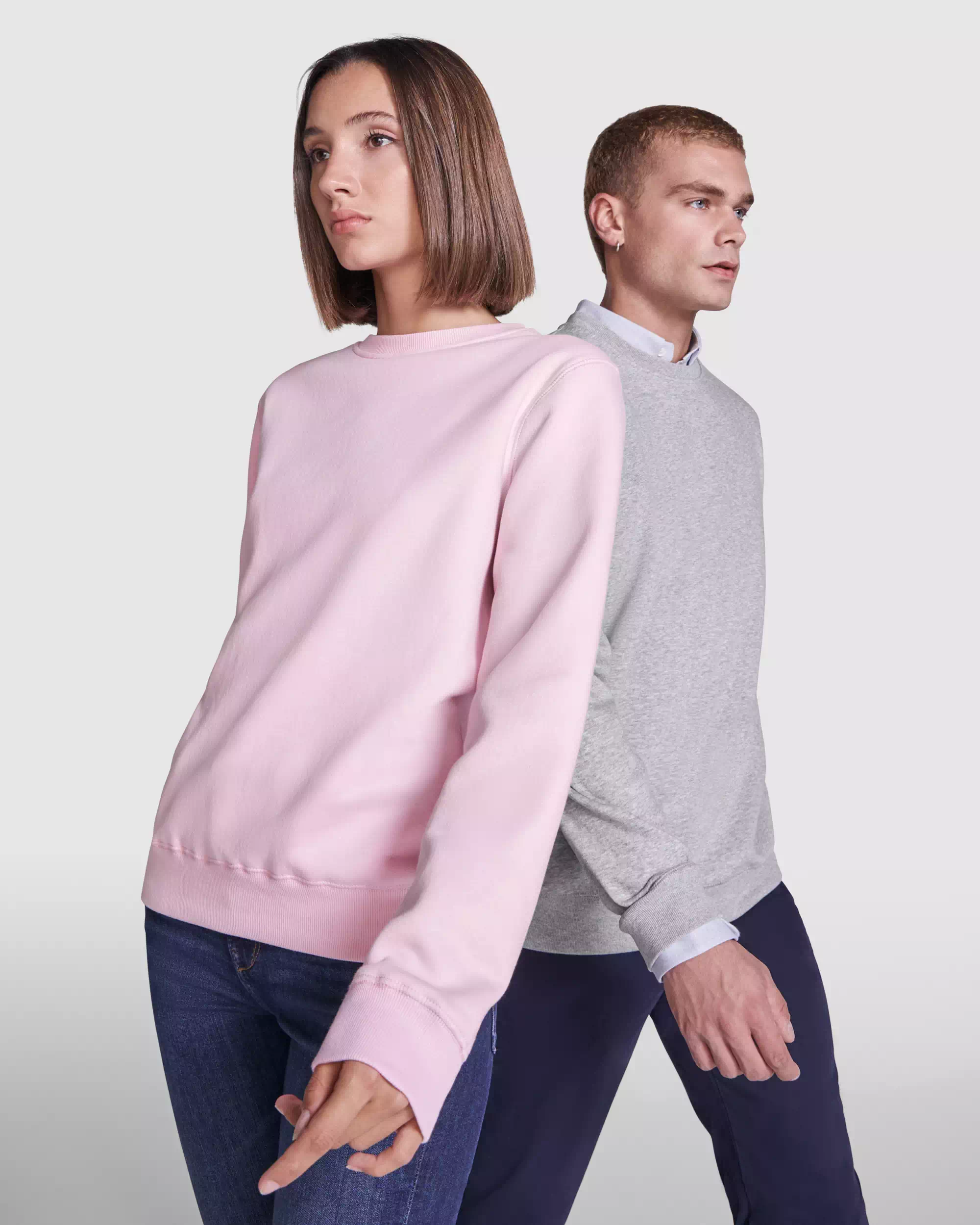 Sweat unisexe personnalisable en coton bio et polyester recyclé